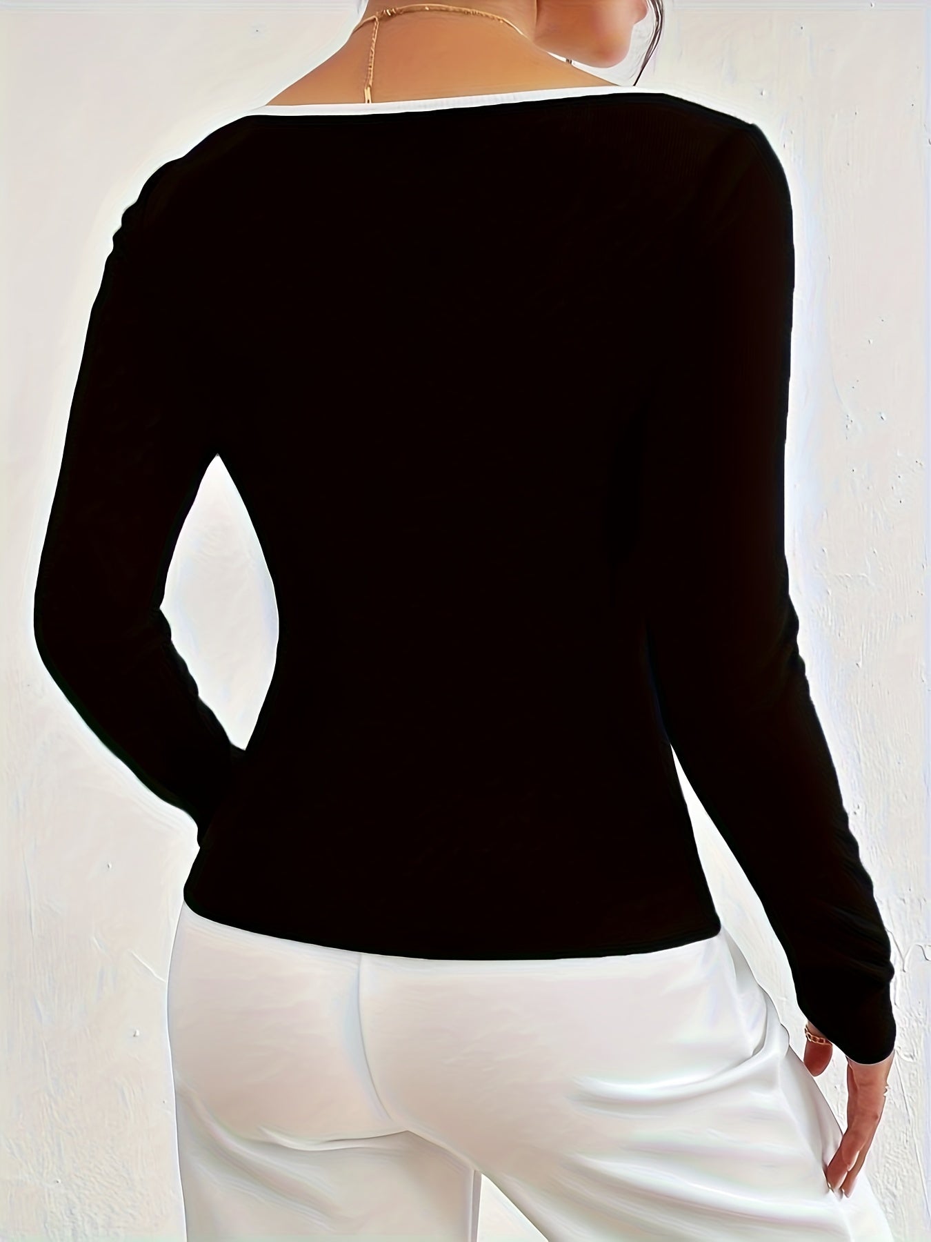 Lisandra - Elegante Blusa de Manga Larga para Mujer con Escote Corazón