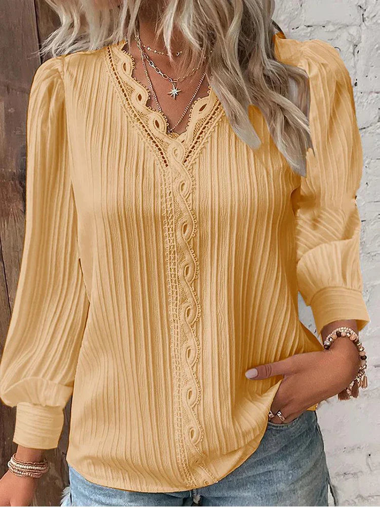 Emma | Blusa con detalles de encaje en chiffon