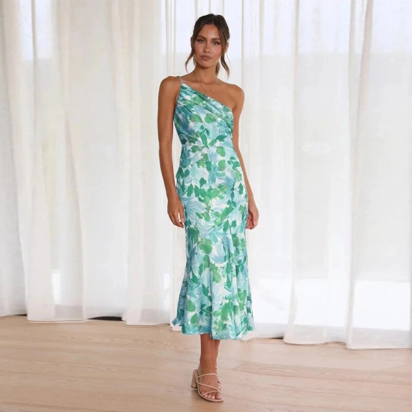 Sienna - Vestido Maxi Asimétrico con Estampado Floral para Damas