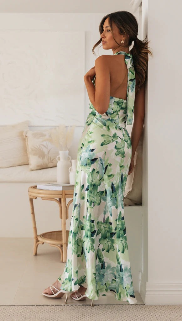 Emmie | Vestido maxi con flores y cuello halter