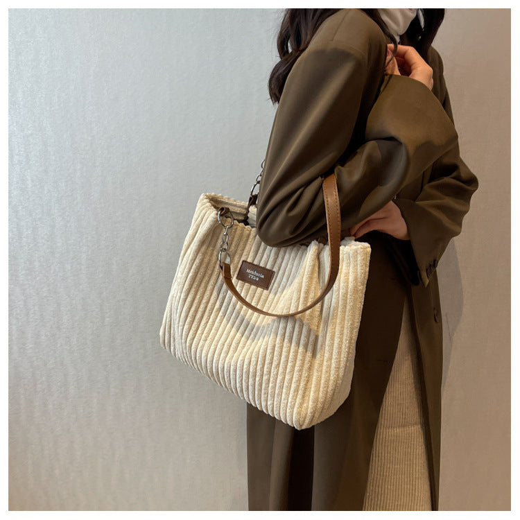 Isabelle | Bolso de Viaje de Lujo con Correa de Cadena