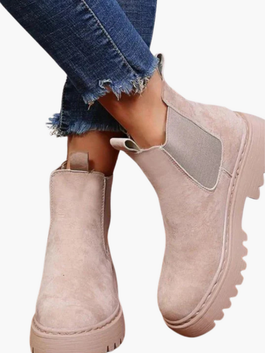 Tess | Botines Chelsea a la Moda con Suela Chunky para Mujeres