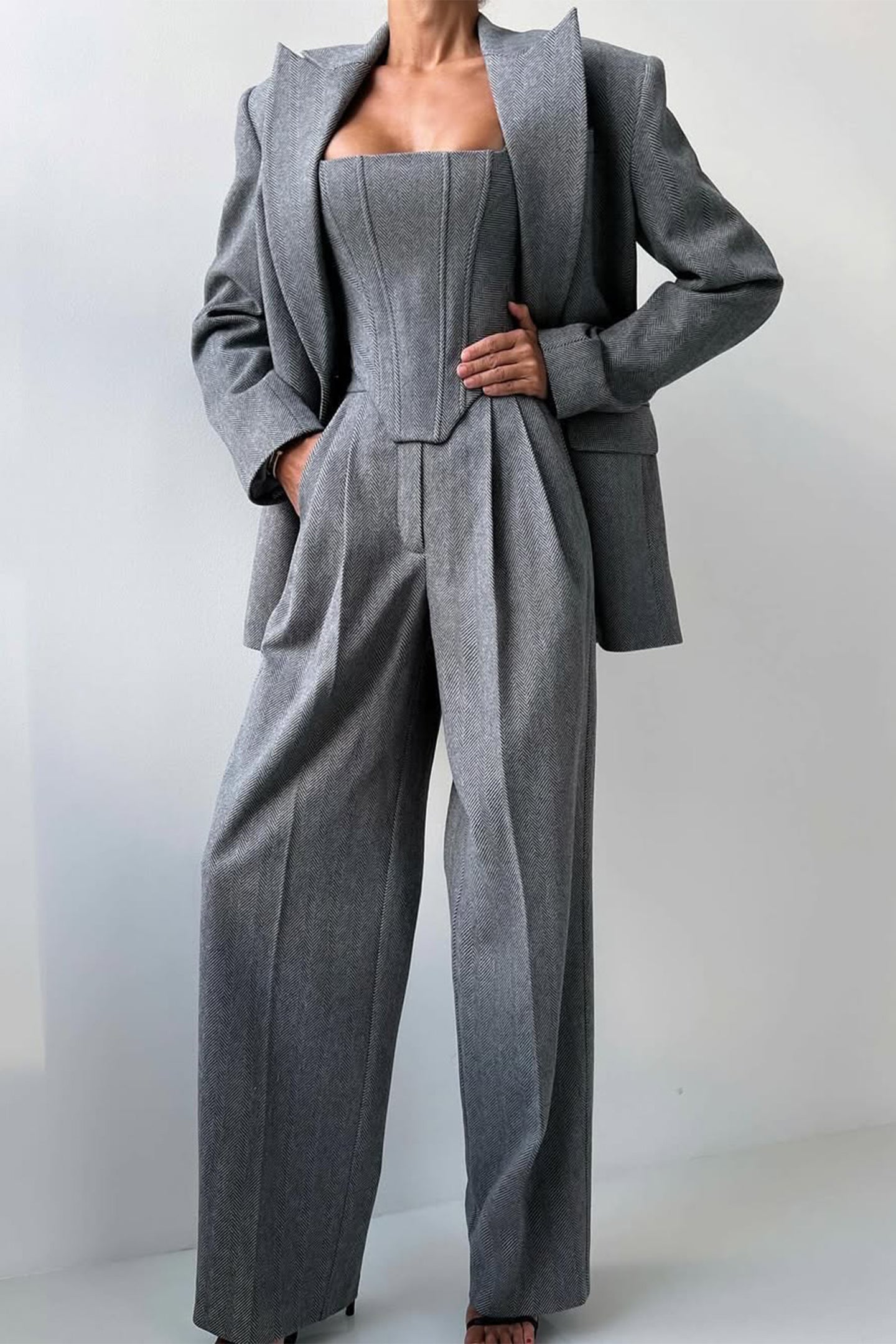 AVELENO – Conjunto de Blazer de Tres Piezas
