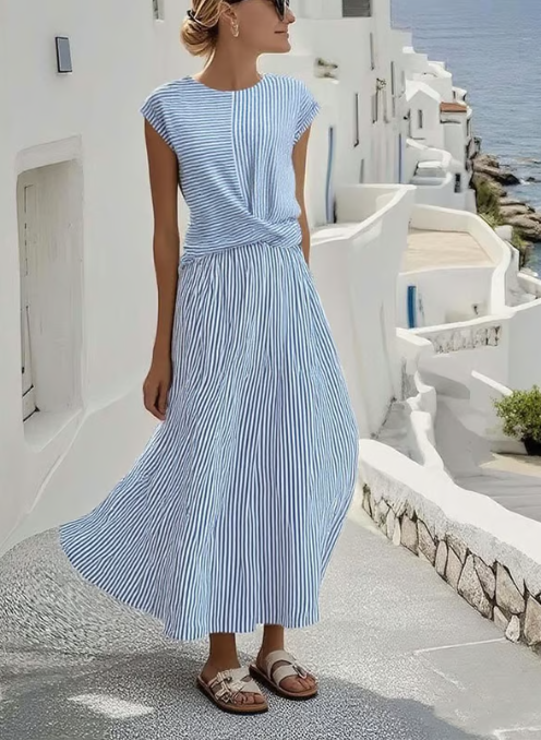 Vestido de lino con efecto retorcido