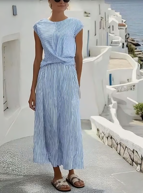Vestido de lino con efecto retorcido