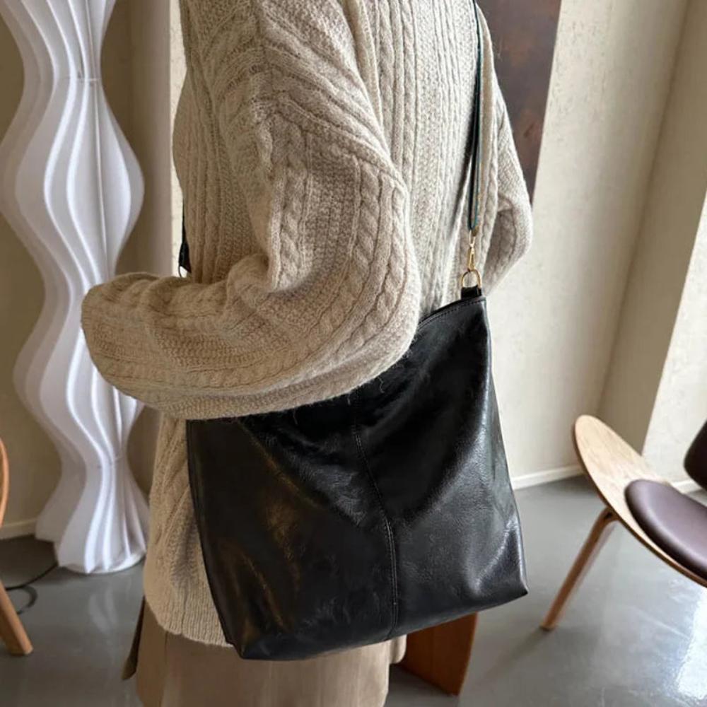 Bolso de hombro vintage atemporal de cuero, cómodo y elegante