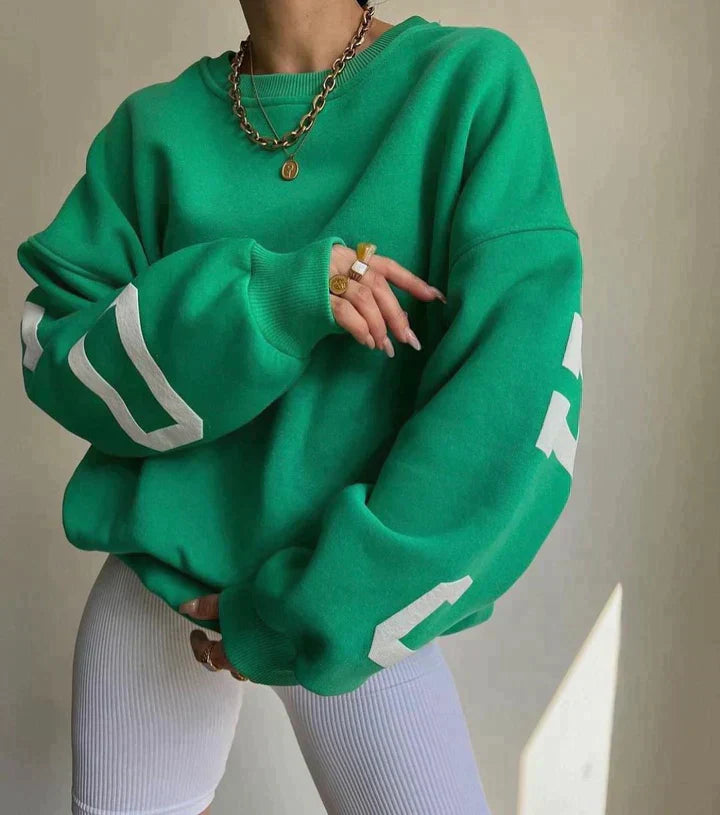 Lola™ | Date un capricho con nuestro elegante suéter oversized