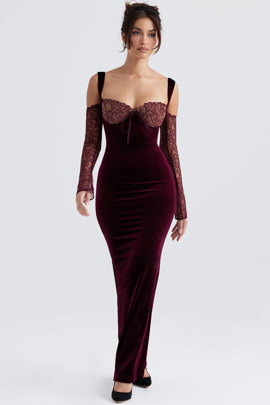 Elegante vestido maxi negro de terciopelo de cereza para un look cautivador
