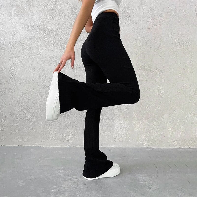 Hazel™ | Pantalón acampanado con canalé