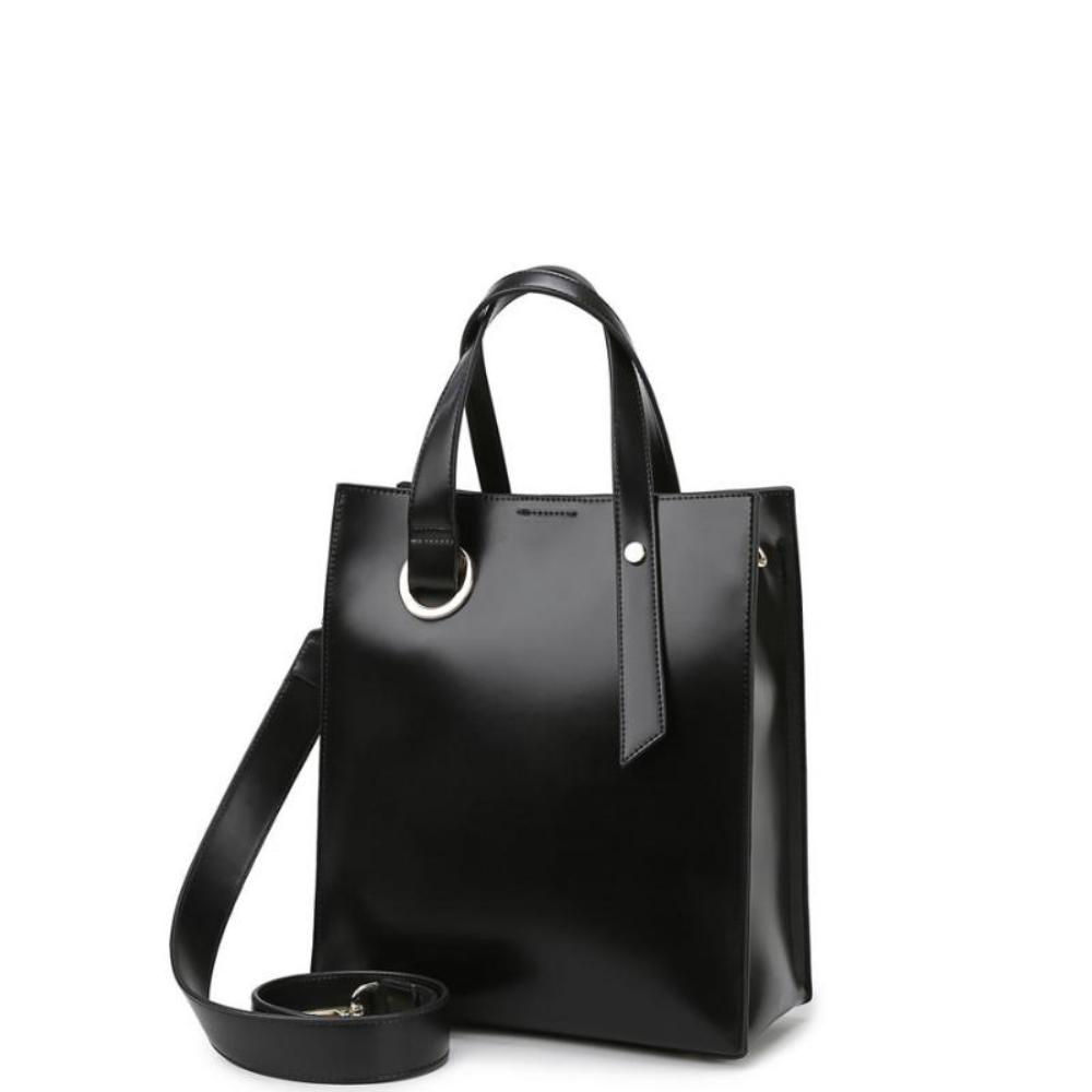 Elegante vestido minimalista de tela suave, cómodo para cualquier ocasión