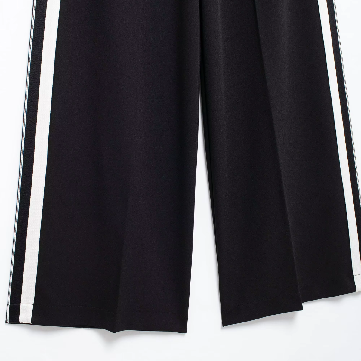 Conjunto Lounge de Rayas Negras