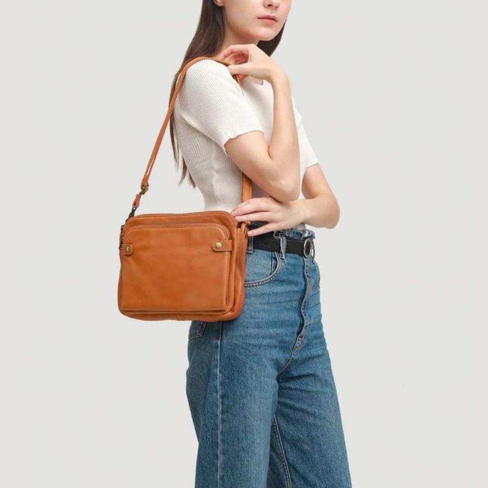 Celia | Comodidad y elegancia atemporal en suave lana para el otoño