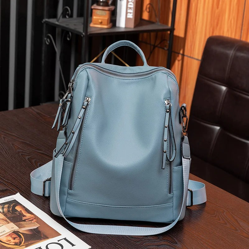 Elegante mochila urbana de material sostenible, cómoda y atemporal